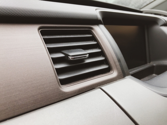 エアコン洗浄・臭い消し